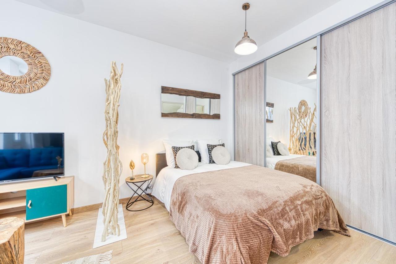 Meuble Classe 3 Etoiles Au Pied Des Thermes Allevard Exterior foto